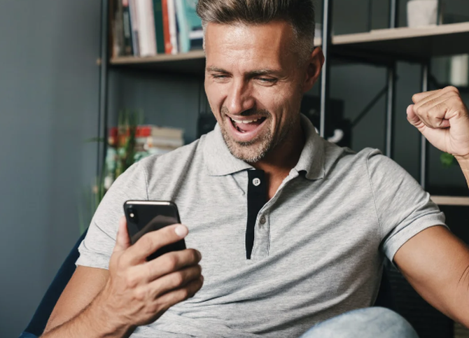 Maximizing Success: Unlocking the Potential of SMS for Sports Betting and Gambling Brands | Message Whiz Effective SMS betting campaigns for gambling